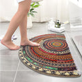 Tapis semi-circulaire ancien bohème