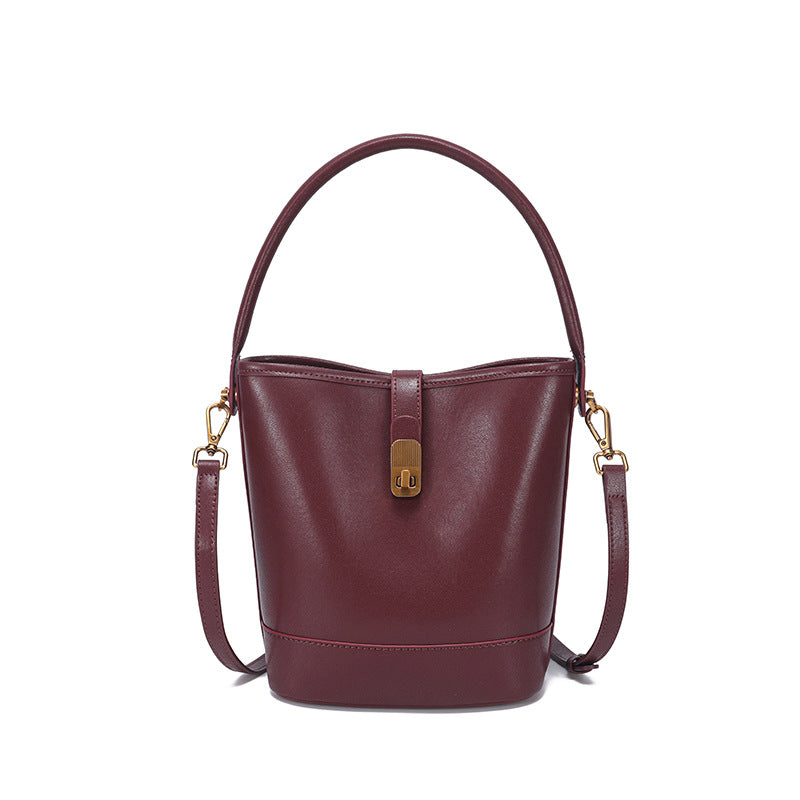 Retro Light-Luxury Épaule en cuir teinté aux légumesCrossbody Bag