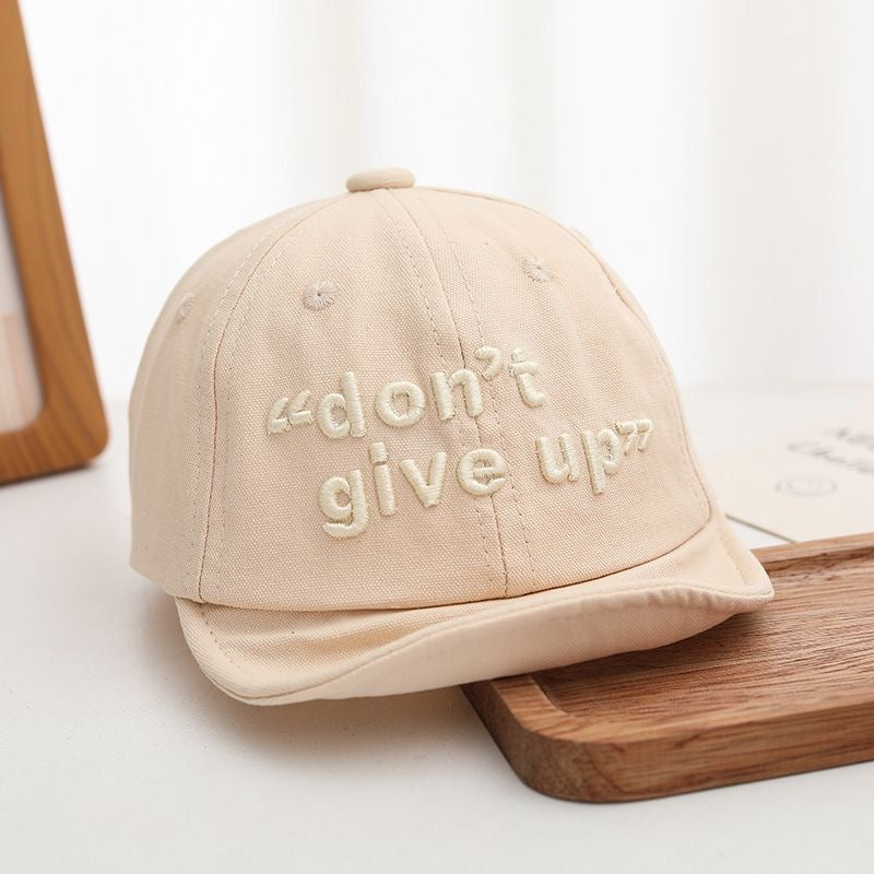 Broderie simple en couleur unie Lettre tridimensionnelle Soft Brimmed Baseball Cap pour enfant