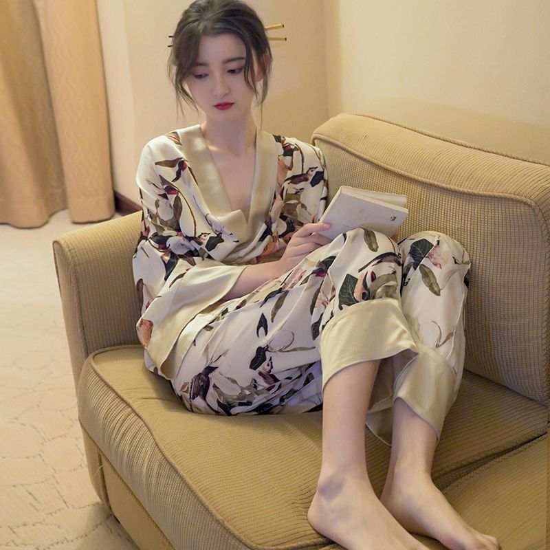 Lightweight luxury nightwear set with robe and trousers