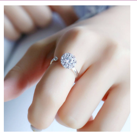 La mode La même douce bague tournante papillon