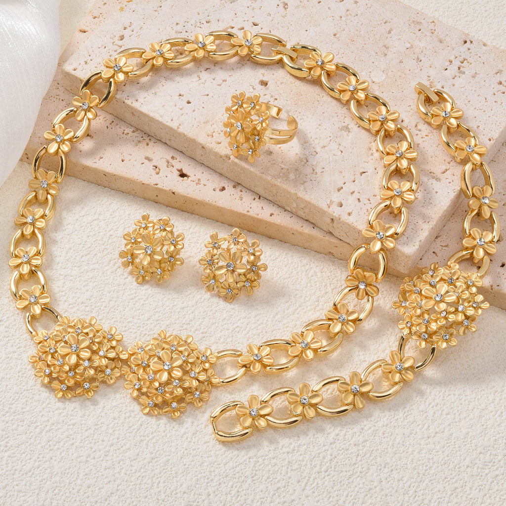 Bijoux Floral tendance européen et américain orné de diamants