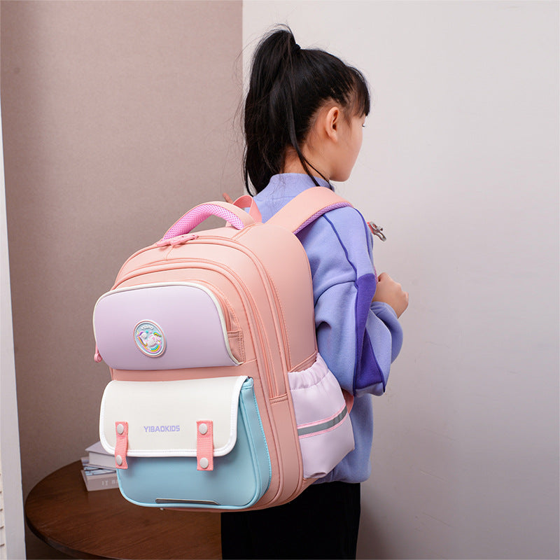 L'école primaire Le fardeau des étudiants Relief Spine Protection Schoolbag Multi-compartment Scratch-