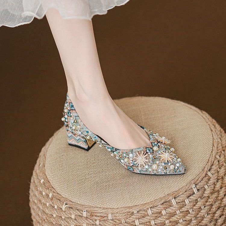 Chaussures de femmes plates pointues à bout large avec strass et impression métallique