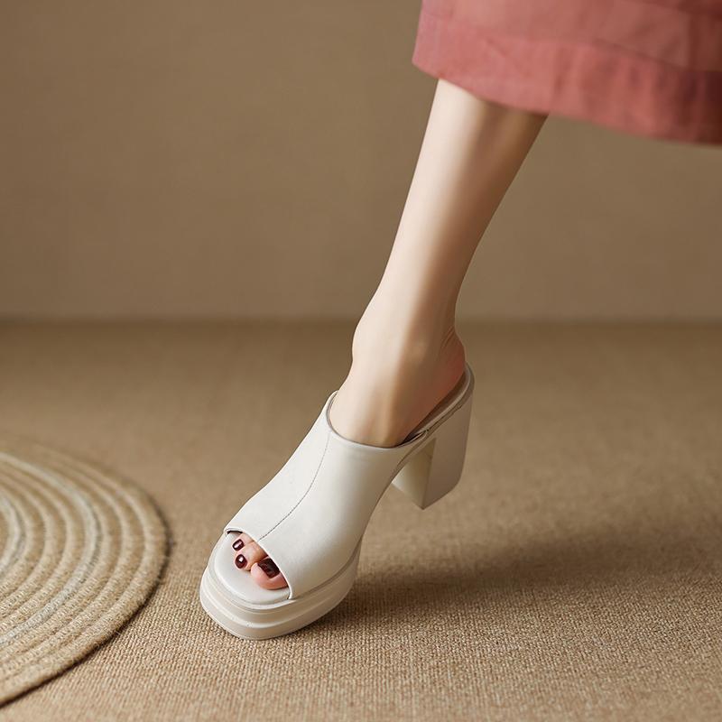 Vêtements de dessus Sandales à glissière à talons ultra-hauts avec une semelle épaisse
