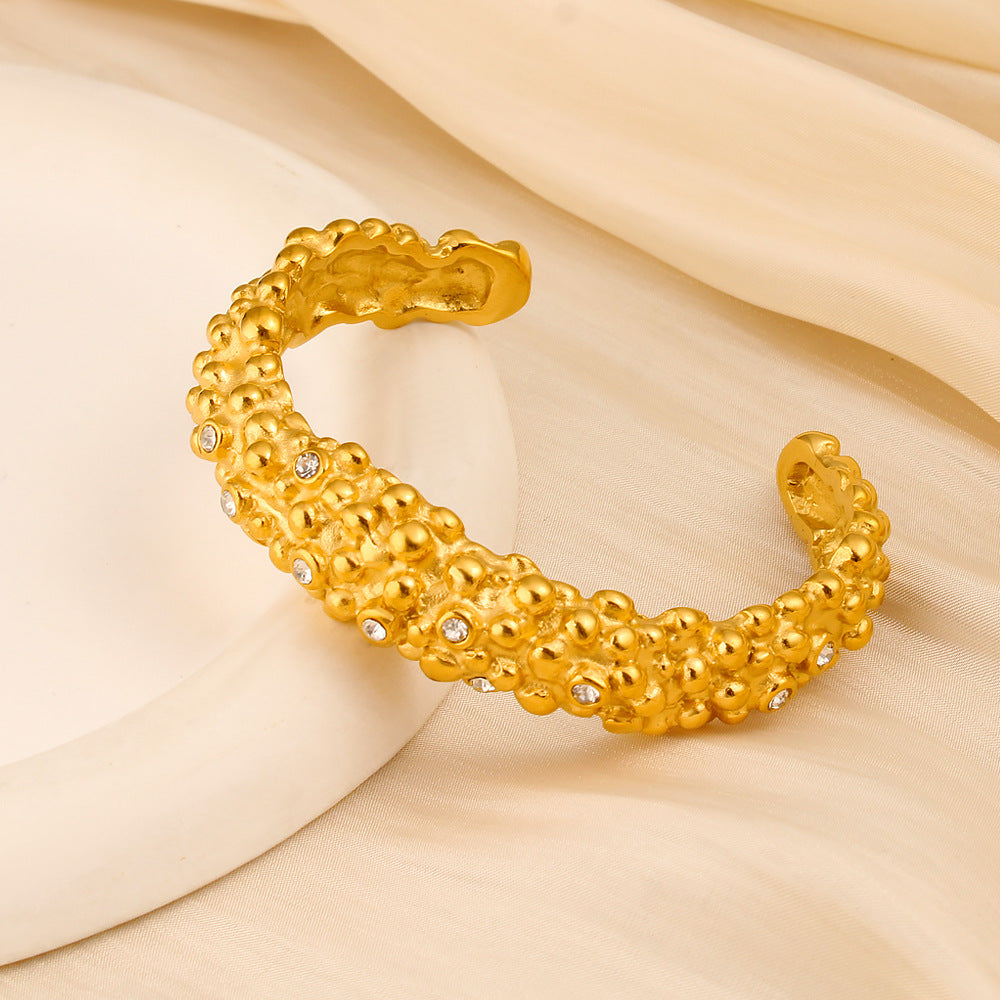 Bracelet véritable en acier de titane or 18K pour les femmes haut de gamme et subtilement luxueuse
