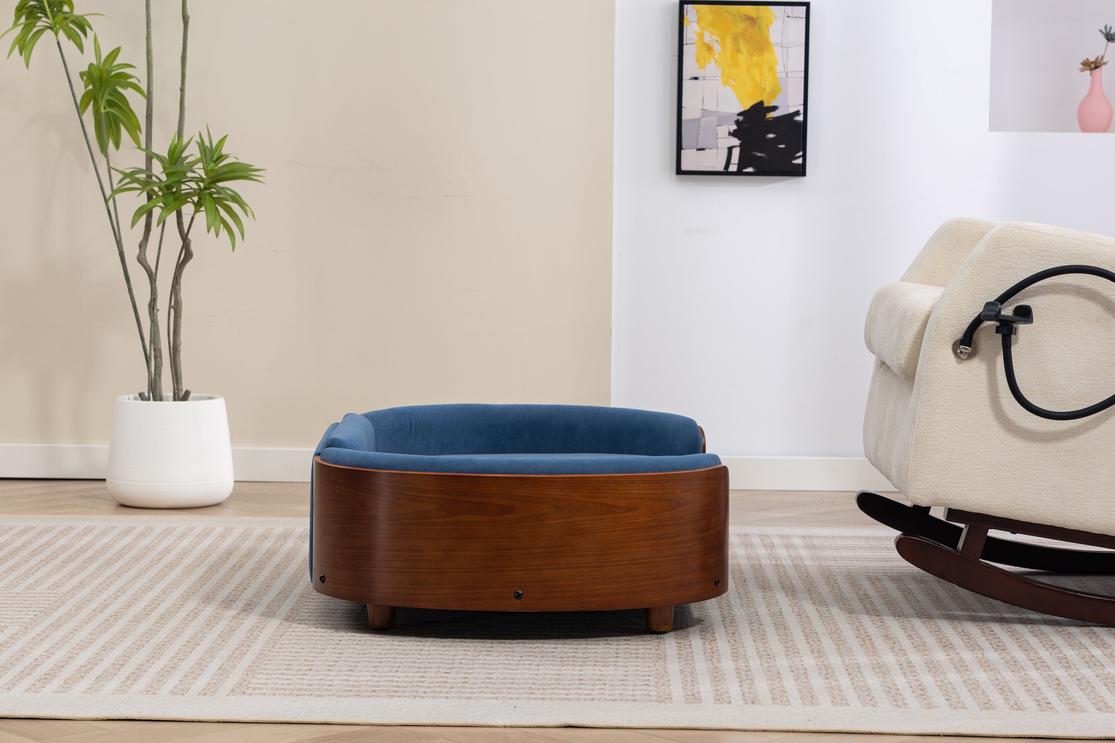 Style scandinave Lit de chien élevé Sofa Pet avec pieds en bois massif et noyer Bent Wood Bac