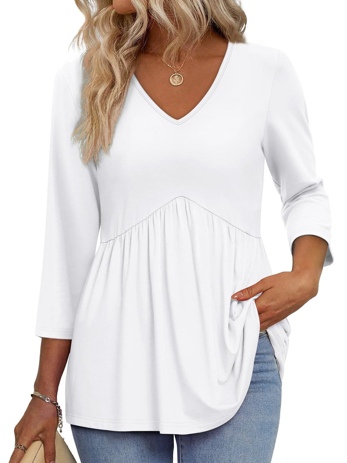 Elegant Casual and Fashionable V-neck Women's Top