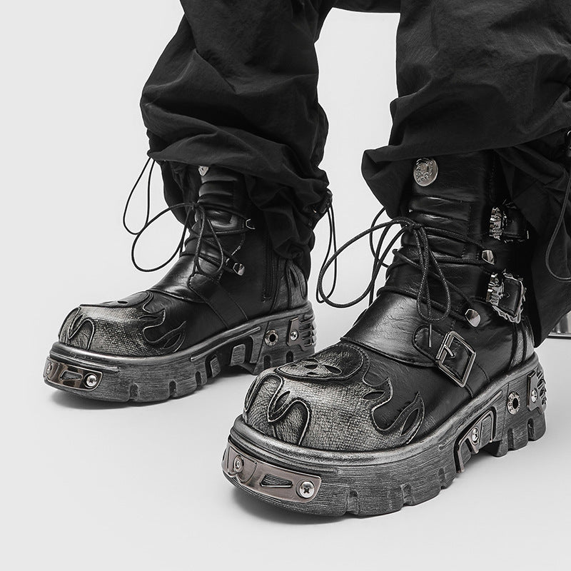 Chaussures en métal style punk foncé rétro