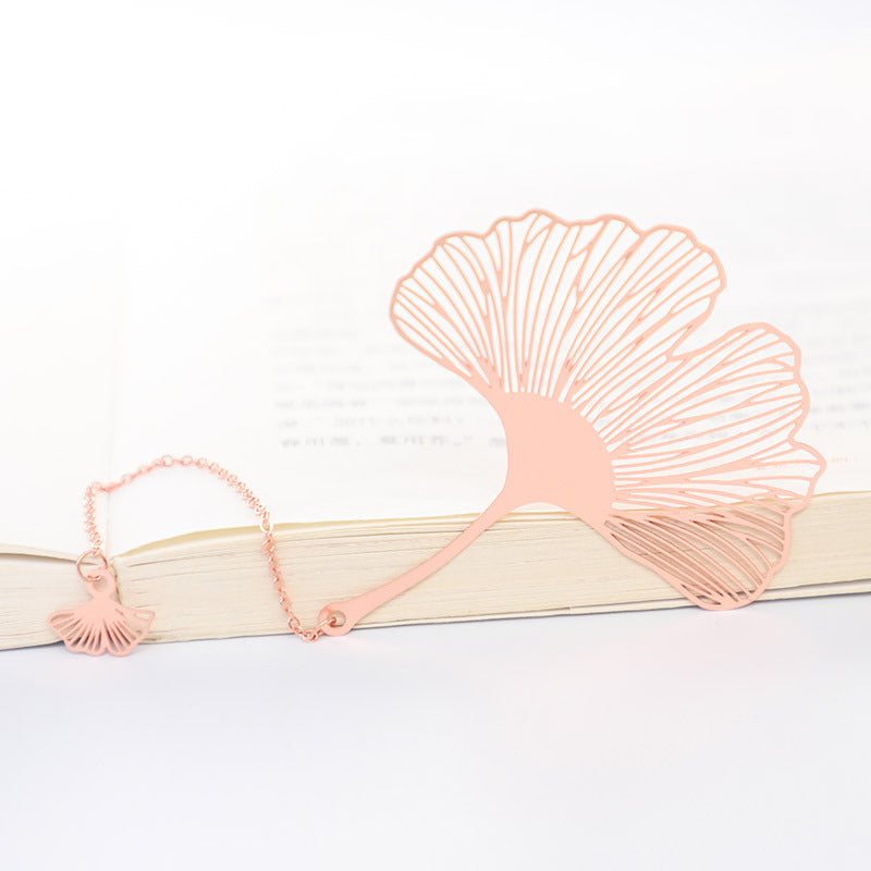 Motif de papier créatif en métal Plaqué creux Feuille d'érable Tassel Apricot Feuille Signet