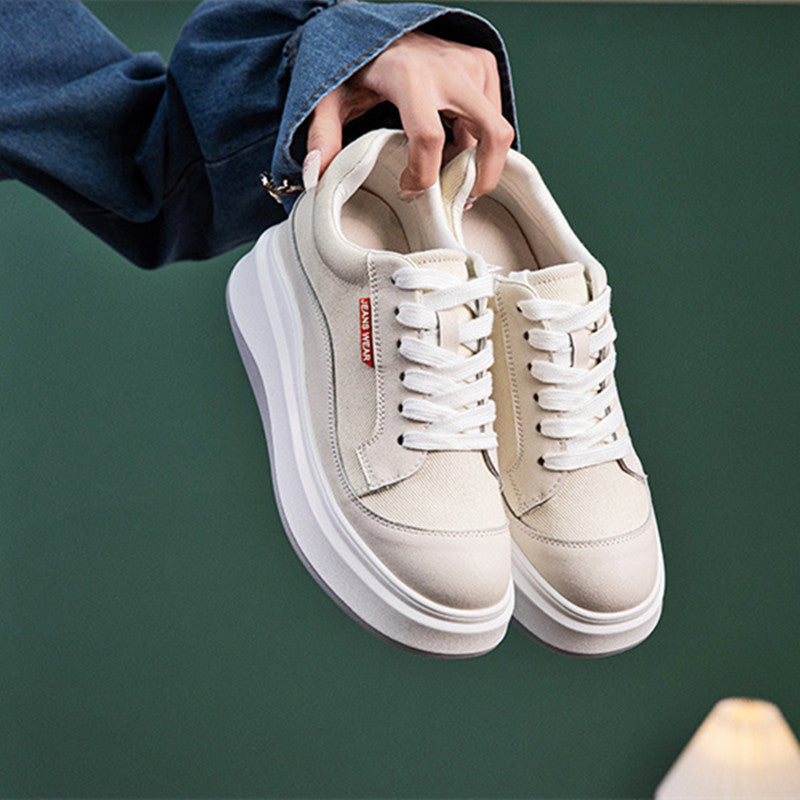 Chaussures de pension en cuir épais pour femmes