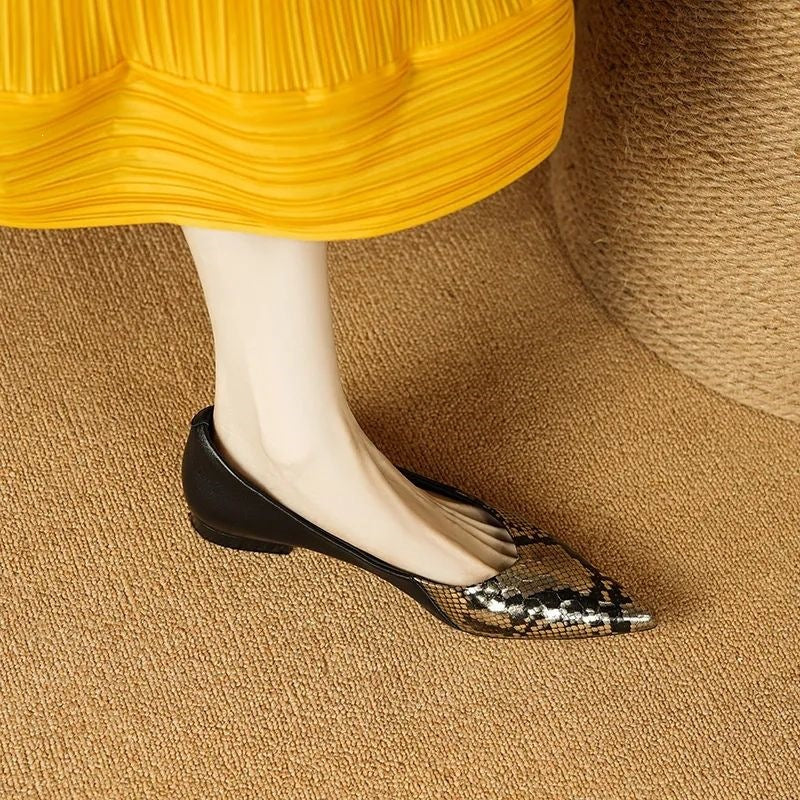 Mules de serpent confortable léger avec un orteil souple et pointu