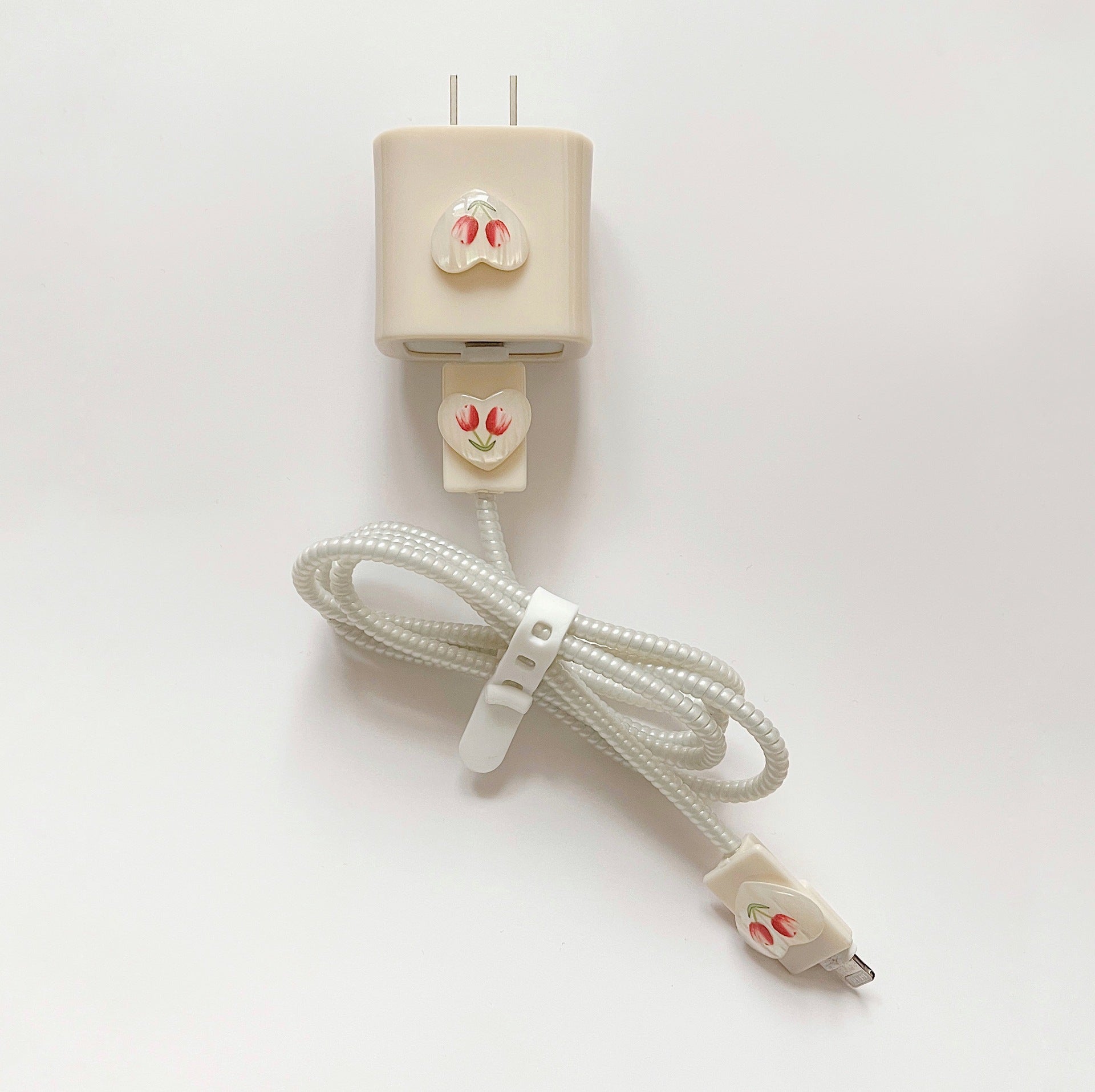Bouchon de charge de dessin animé Couverture de protection 20W Charge rapide Winding Bite Cable Softshel