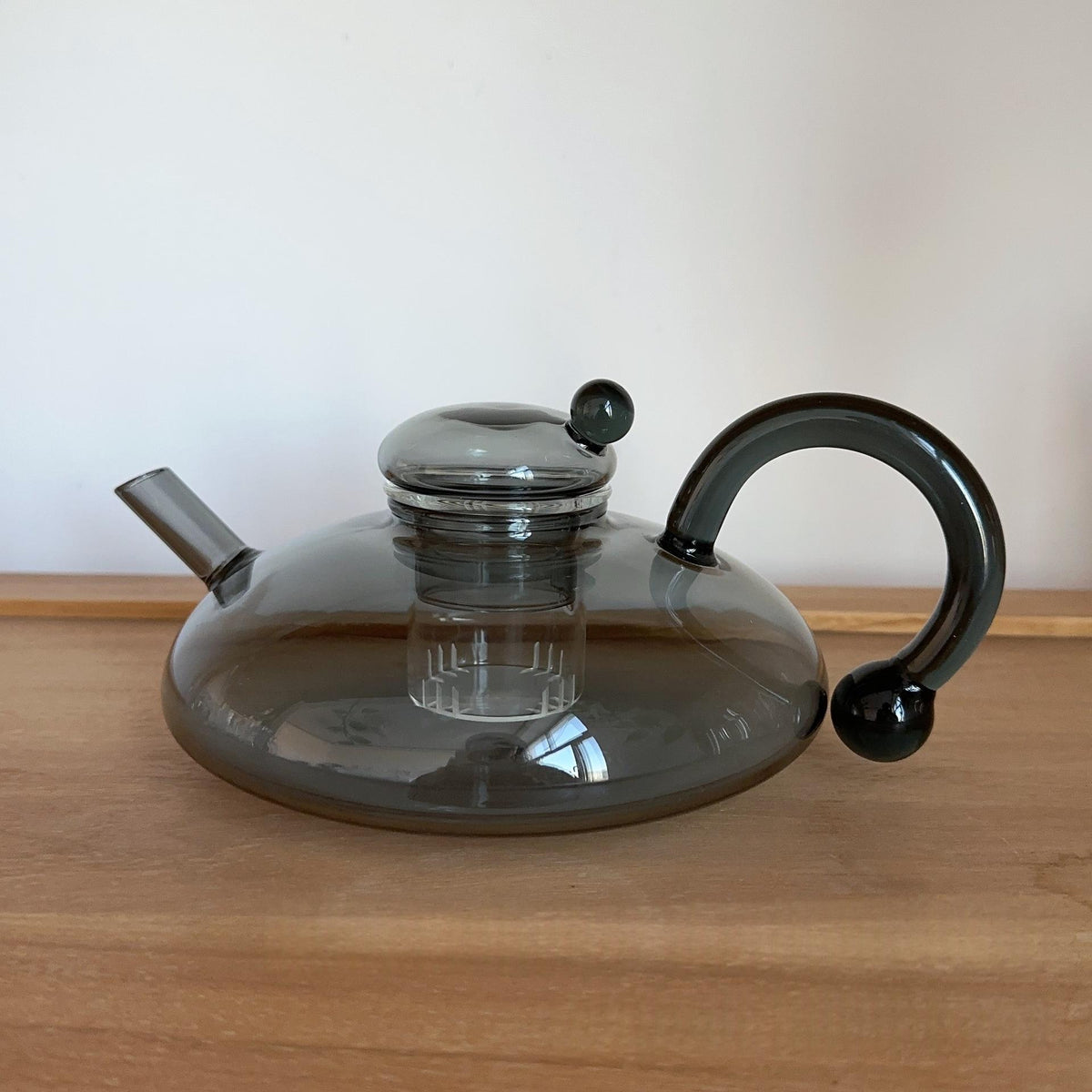 Teapot en verre noir transparent Ensemble de thé en verre résistant à la chaleur
