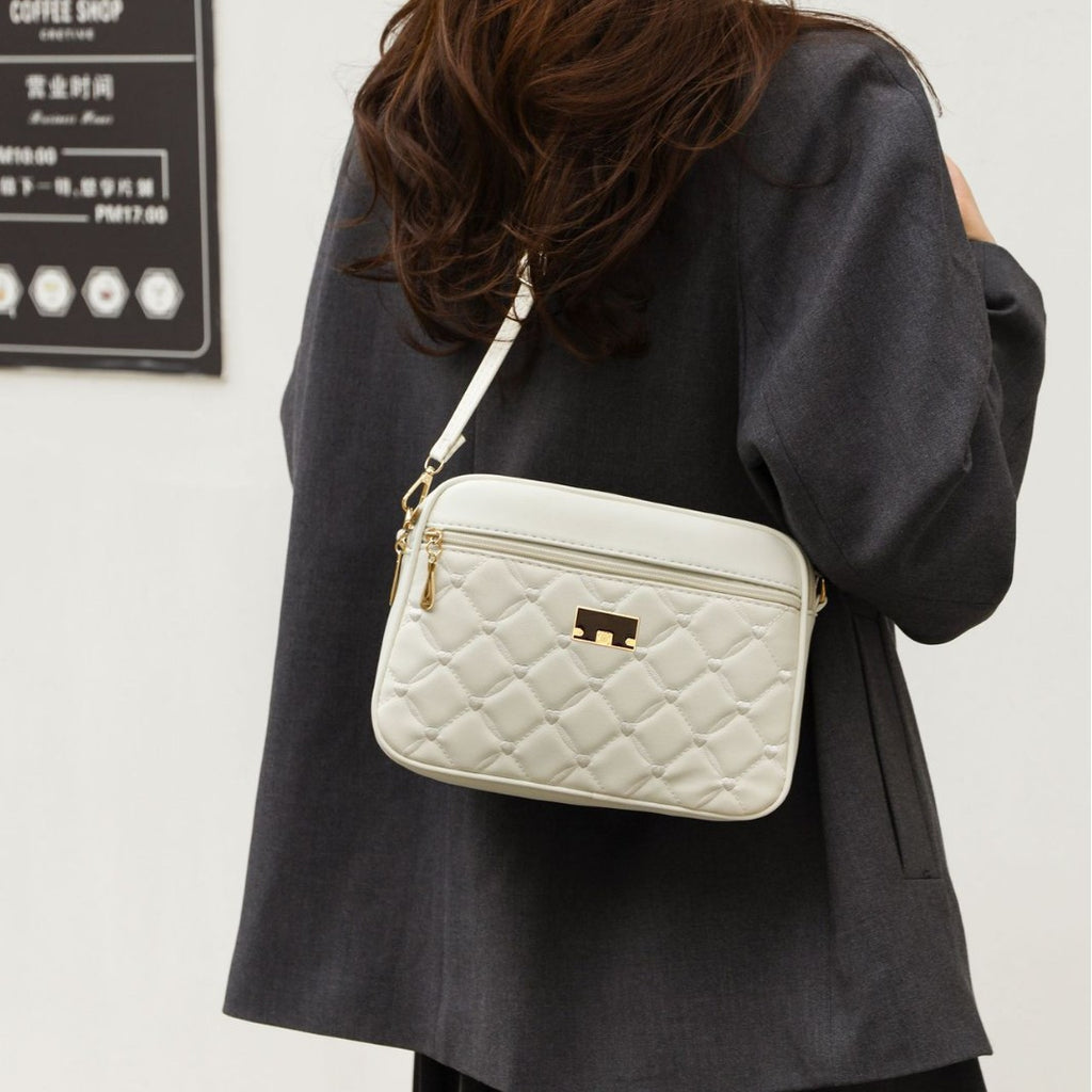Sac à épaule d'été fashionnable en couleur solide