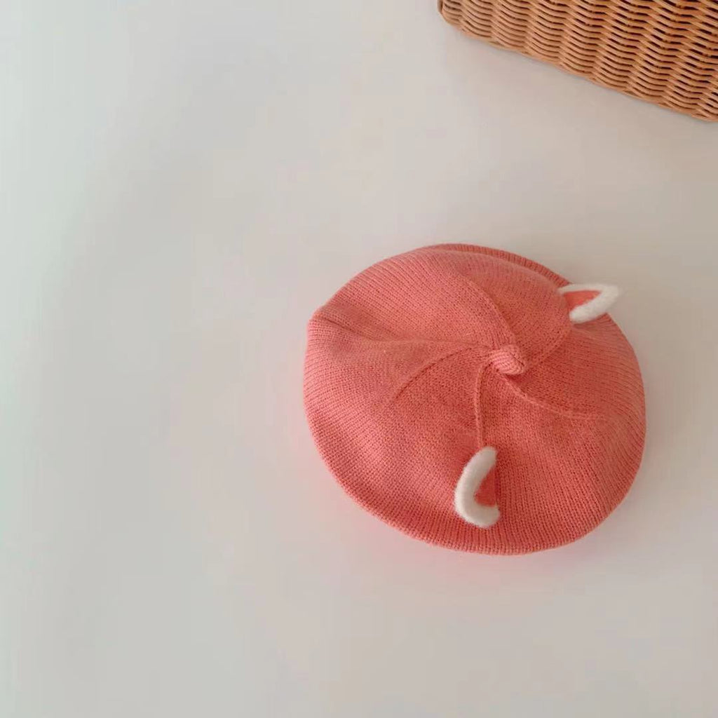 Chapeaux de laine de tricot de printemps et d'automne