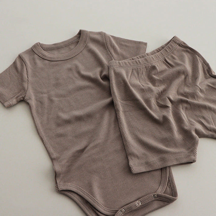Modèle d'été pour bébé