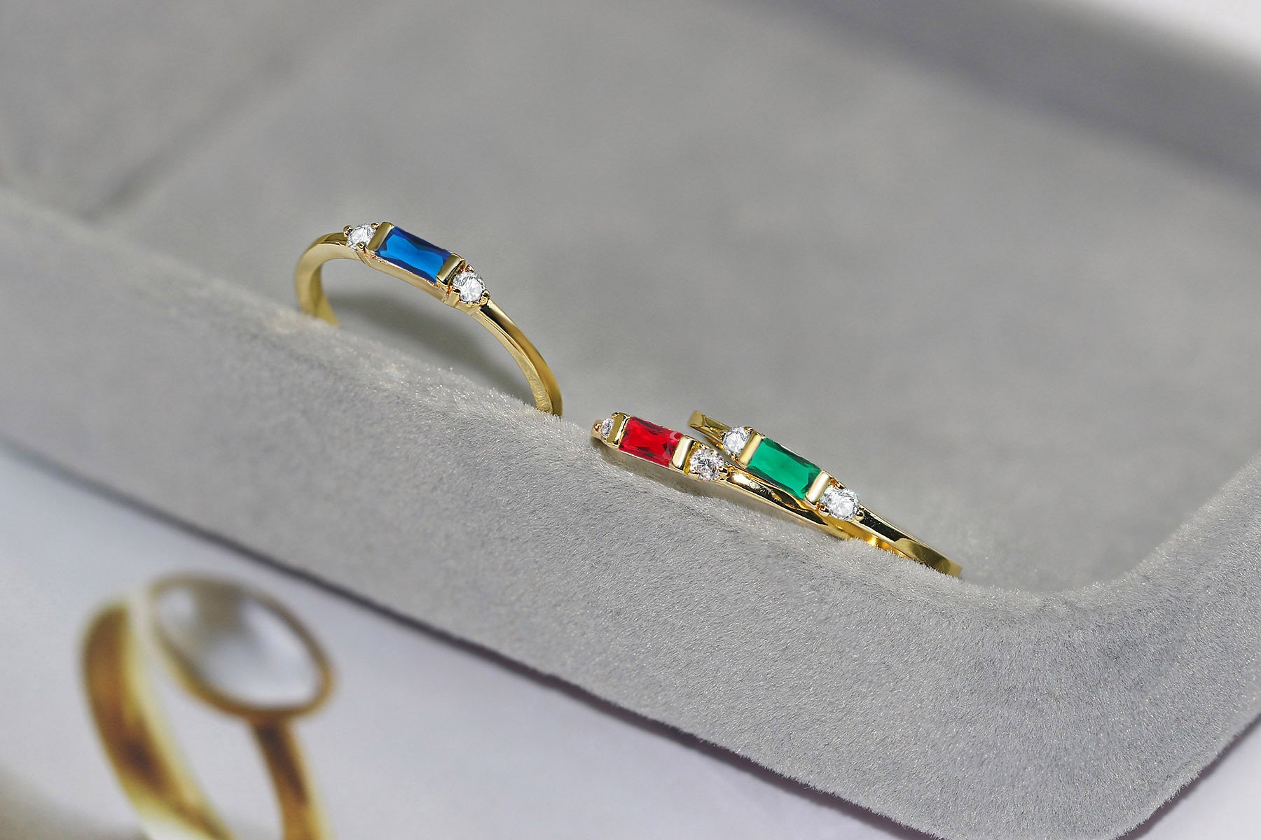 Anneau de fiançailles géométrique Zircon incrusté Accessoires dorés 14K