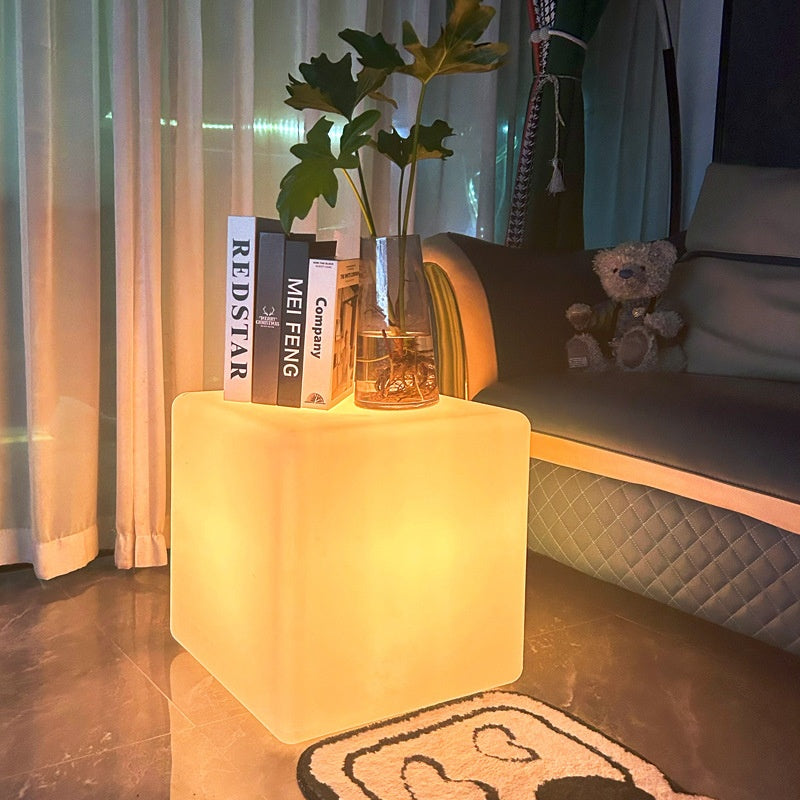 Tabouret Led Square Cube léger étanche