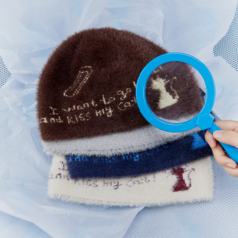 Chapeau à froid tricoté original Polyvalent Chapeau tricoté Niche Face Petite protection de l'oreille Knitted Ha