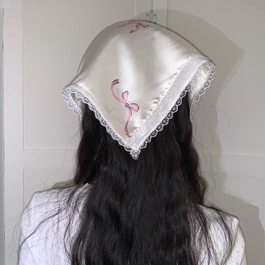 Bow petite serviette carrée femmes mince écharpe de soie de haute qualité