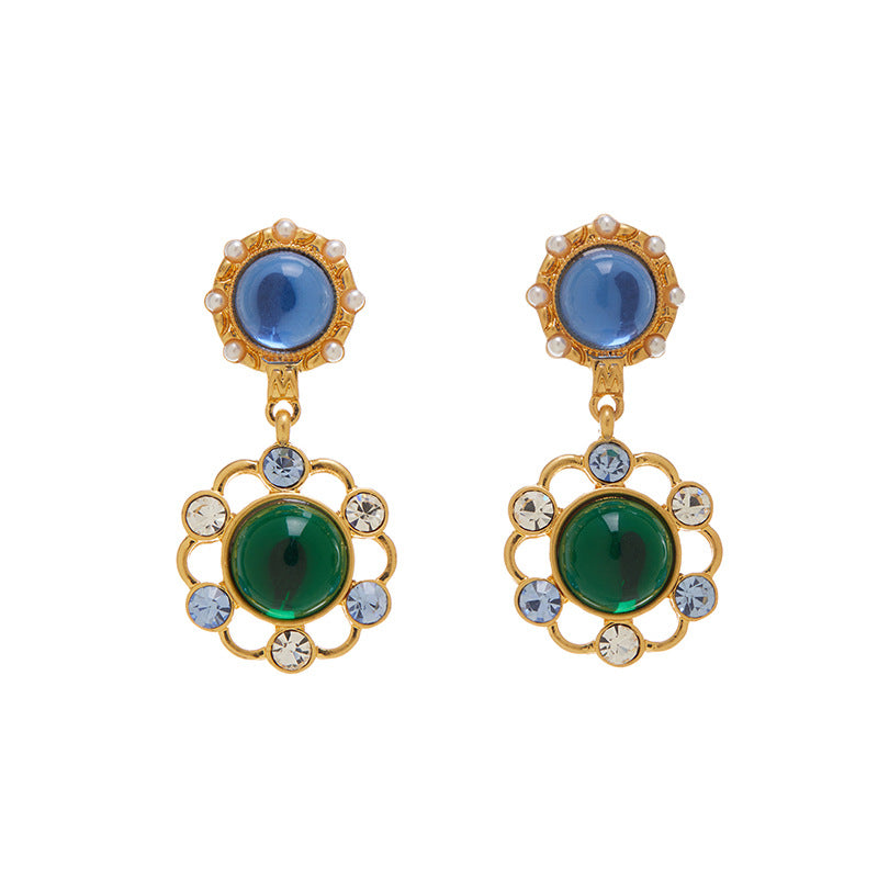 Reproduction antique Dentelle Découpée Colorée Fringe Oreille Studs