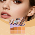 Natural Lightweight and Smooth Foundation Avec Finition Sheer et Covera Constructible Diplômée