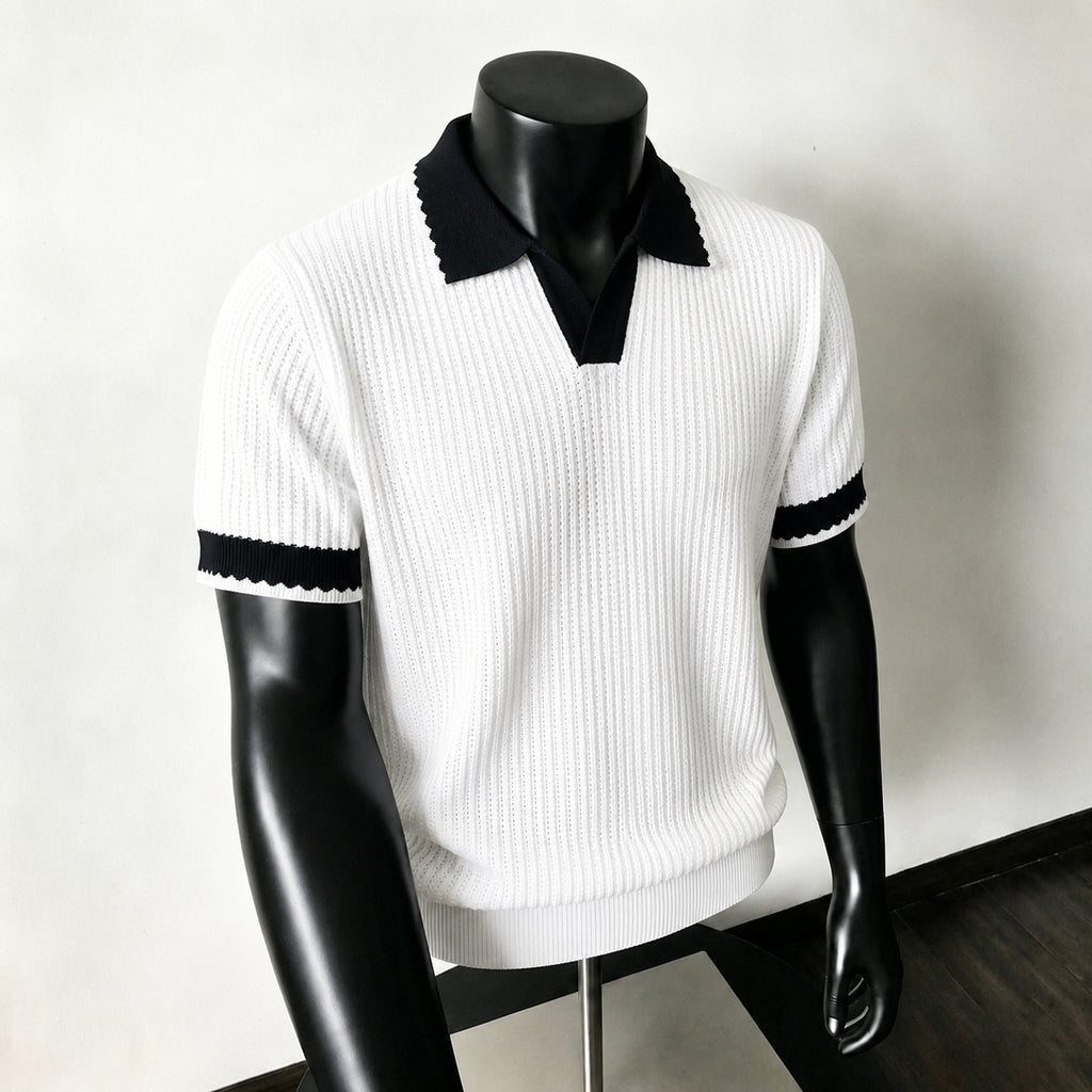 Élégant costume homme d'abricot avec un lapel et manches courtes