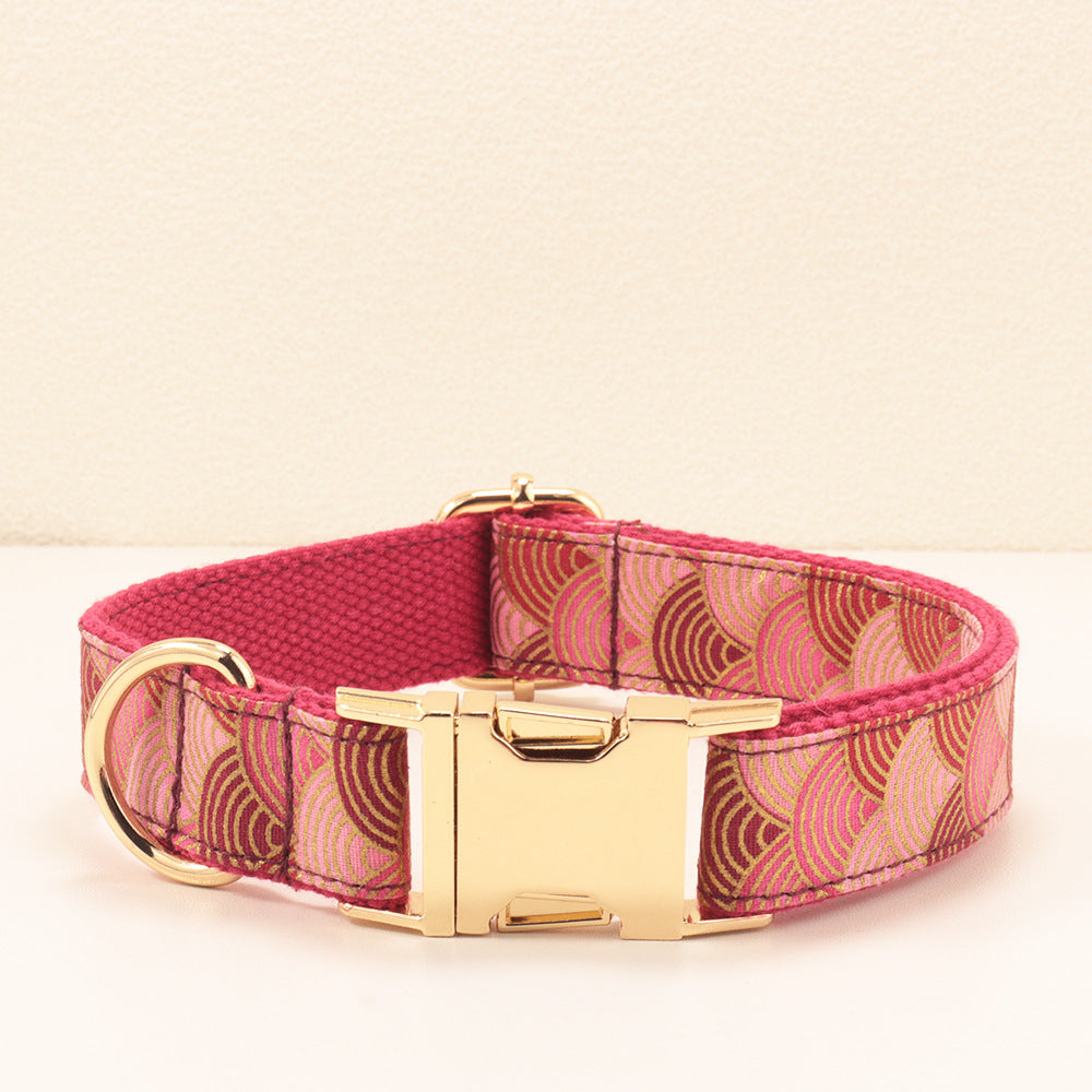 Corde de collier rouge-cloud à vent doux