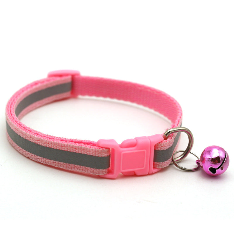 Collier de poupée en peluche avec boucle colorée