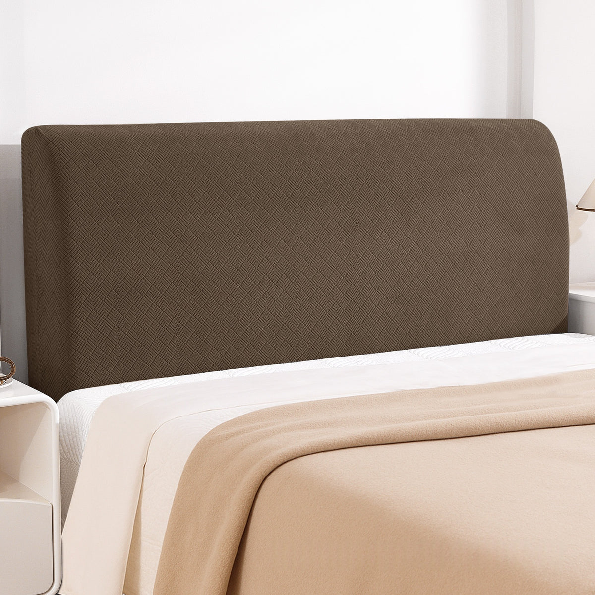 All-inclusive universal dust cover