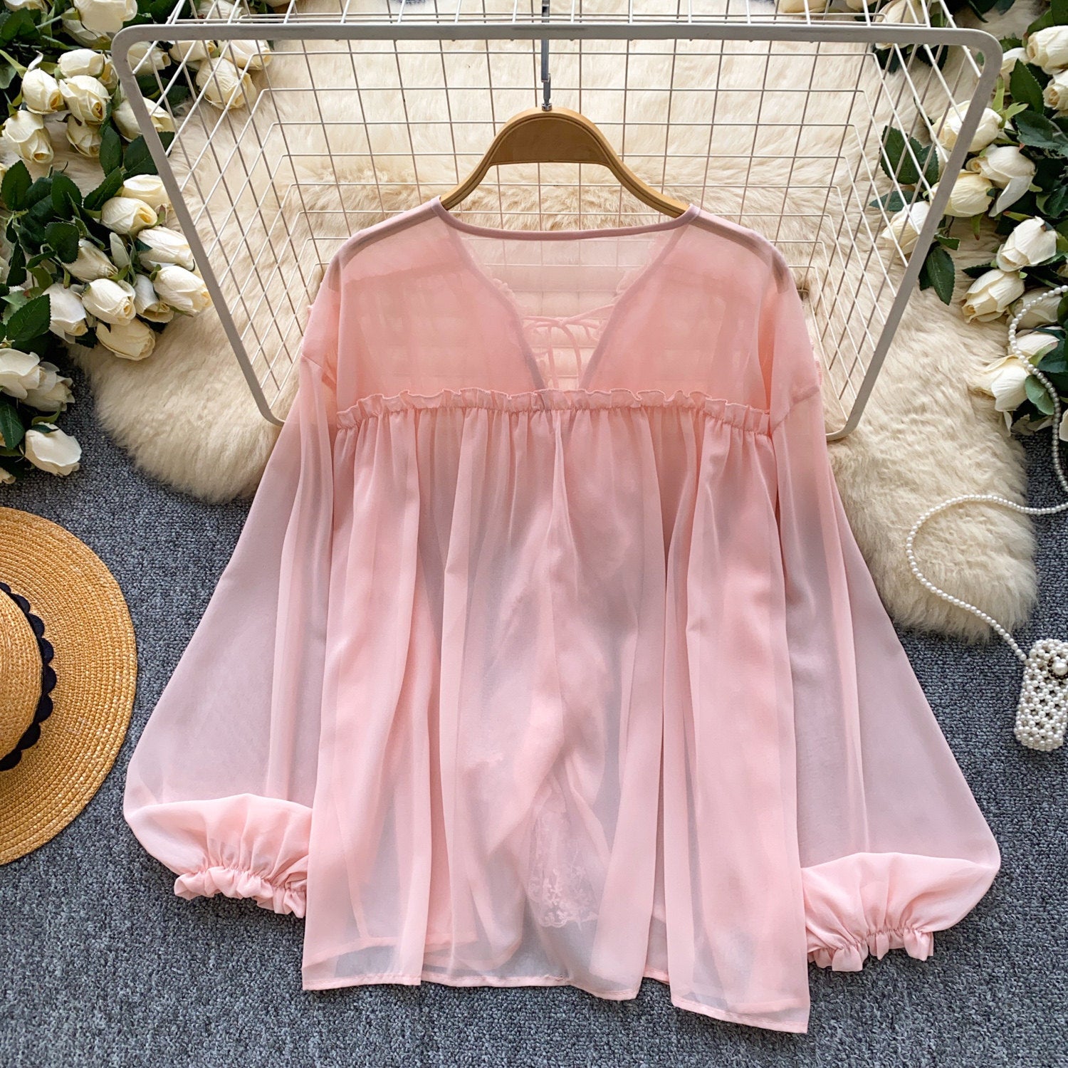 Chemise à volant en V-Neck doux de style français pour femmes