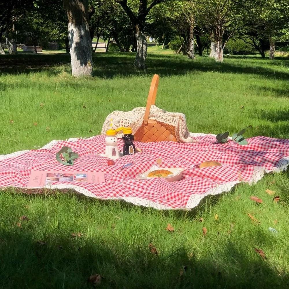 Tapis de pique-nique jaune en nappe de plein air