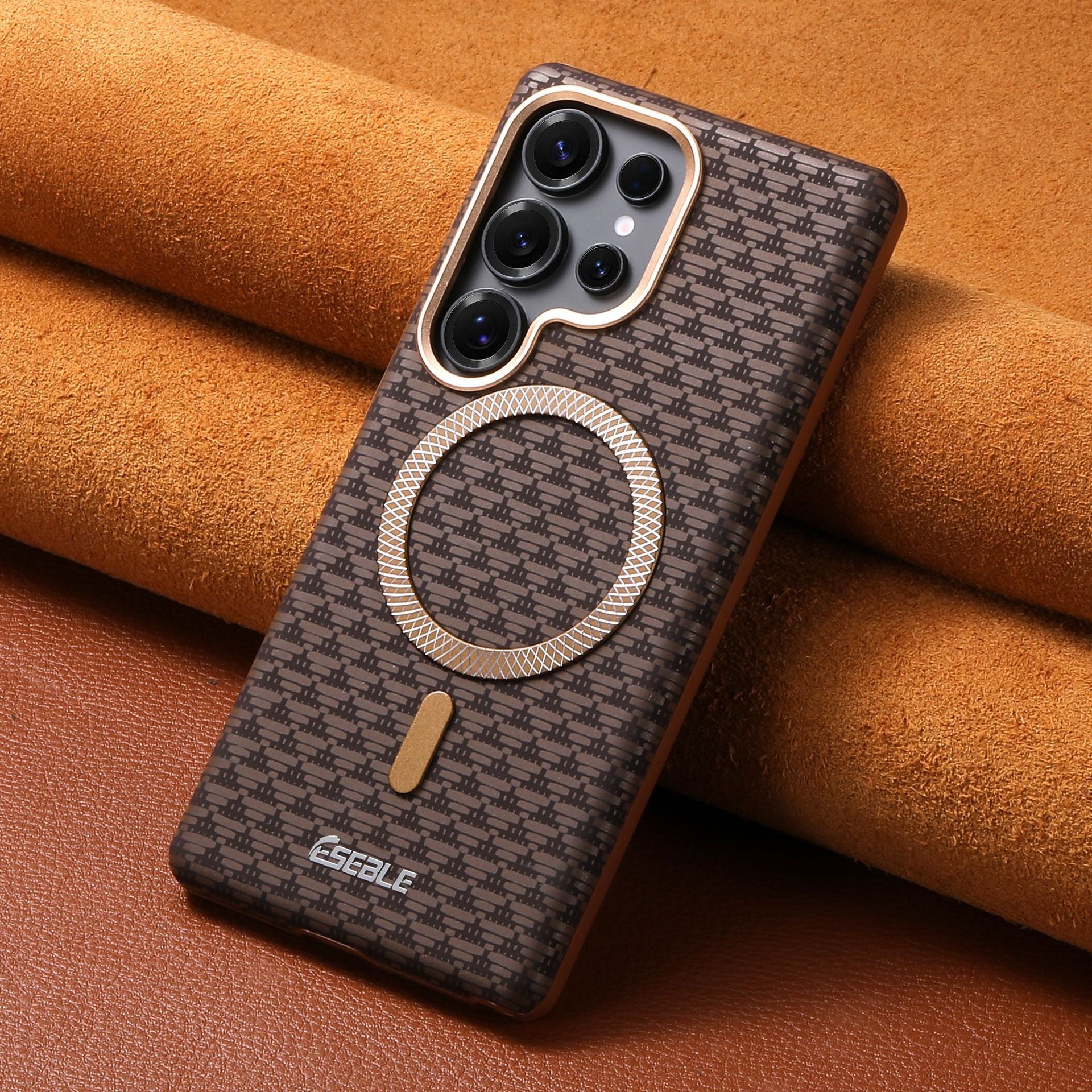 Modèle triangulaire Mountain Peak Magnetic Matte Phone Case