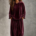 Pantalons longs à large jambe doux et lisse pour les femmes dans un ensemble en deux parties