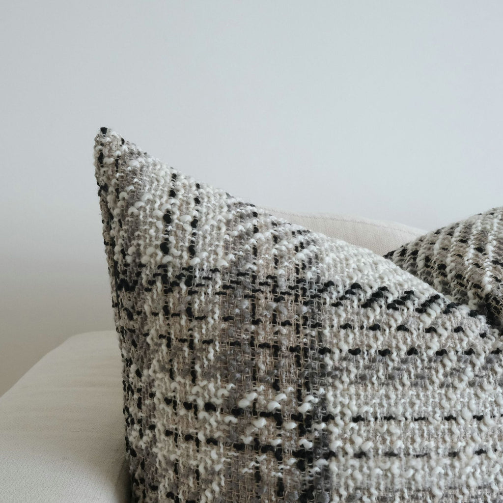 Coussin de plie à rayures enroulées