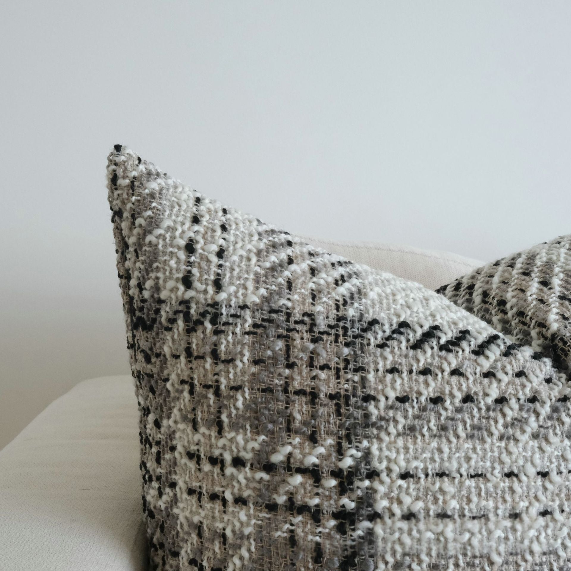 Coussin de plie à rayures enroulées