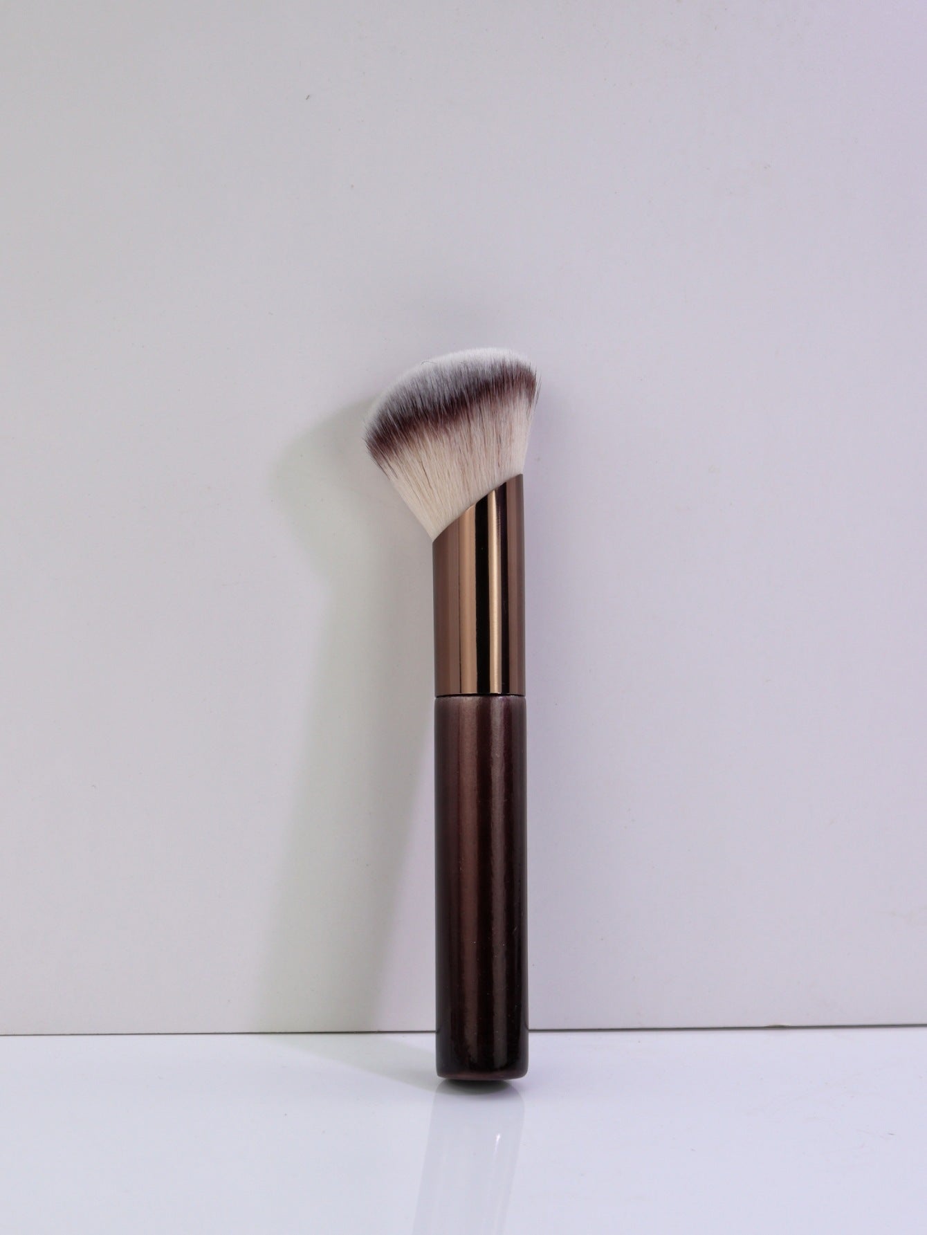 Maquillage double tête 7 pièces avec brosse télescopique sur une base double tête