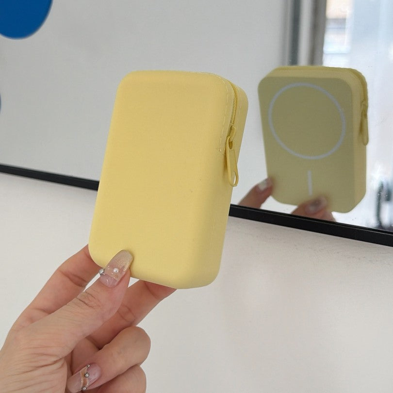 Pièce magnétique en silicone et support de carte avec poche de stockage de support