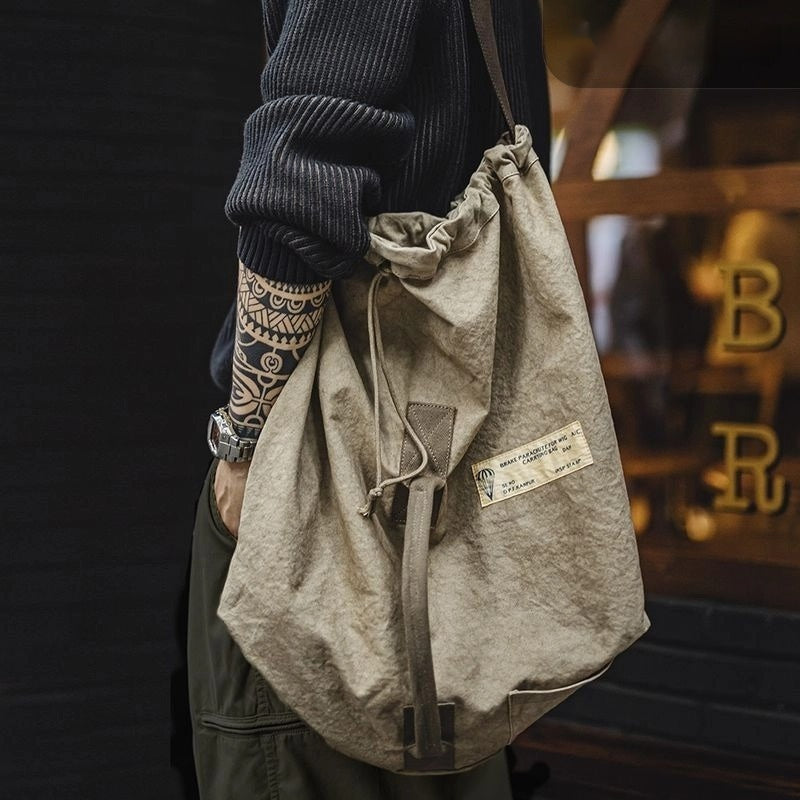 Madeen Vêtements de travail American Retro Grande capacité Tie-Dye Toile Paratrooper Sac Sac à main
