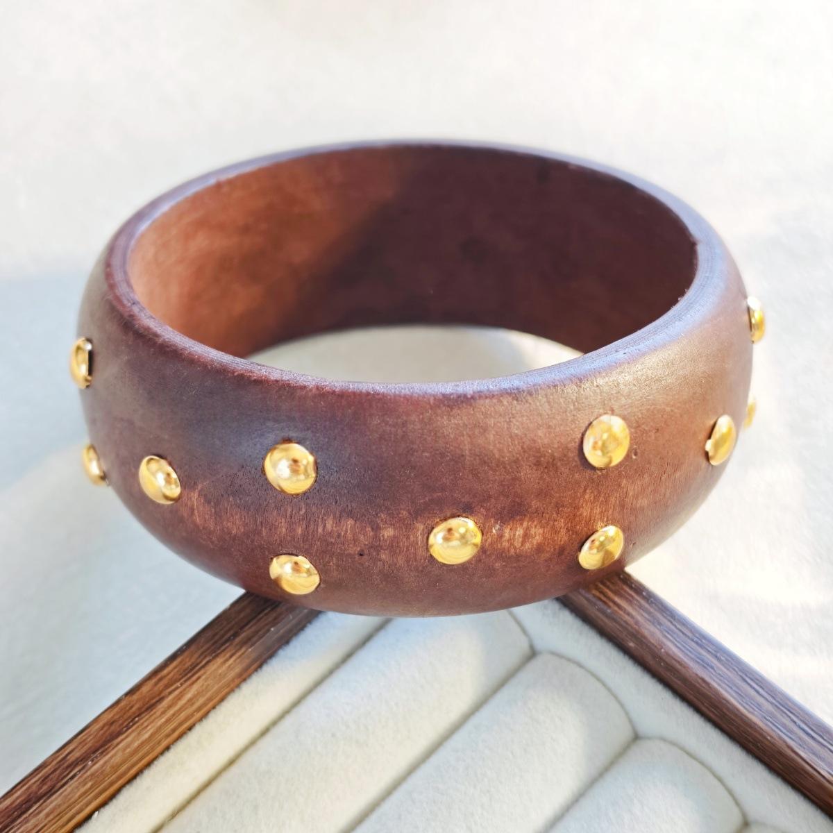 Versatile tendance et bracelet gras pour les femmes