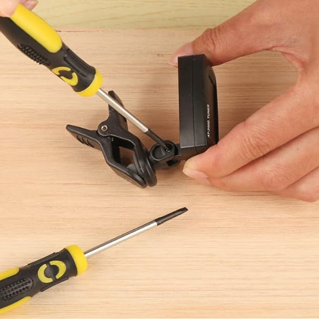 Kit d'outils à main Ensemble de matériel de réparation de voiture de ménage d'entretien quotidien 108pcs