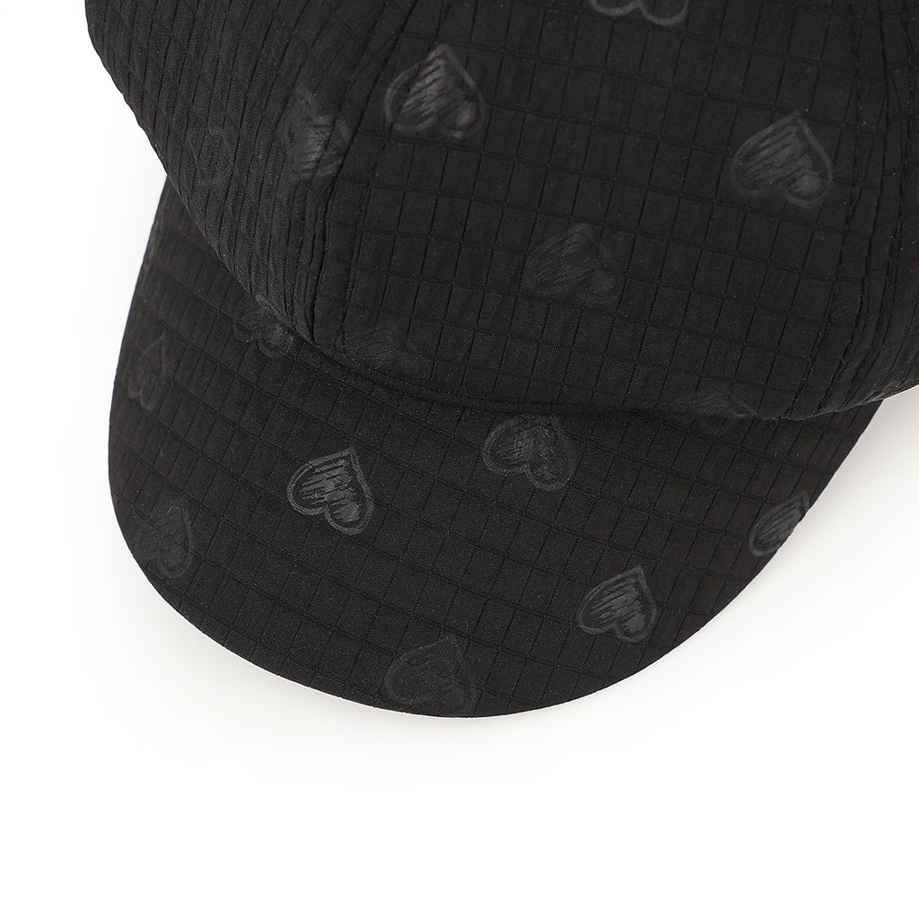 Version coréenne Soft Texture Texturé Chapeau octogonal en forme de cœur avec petit motif