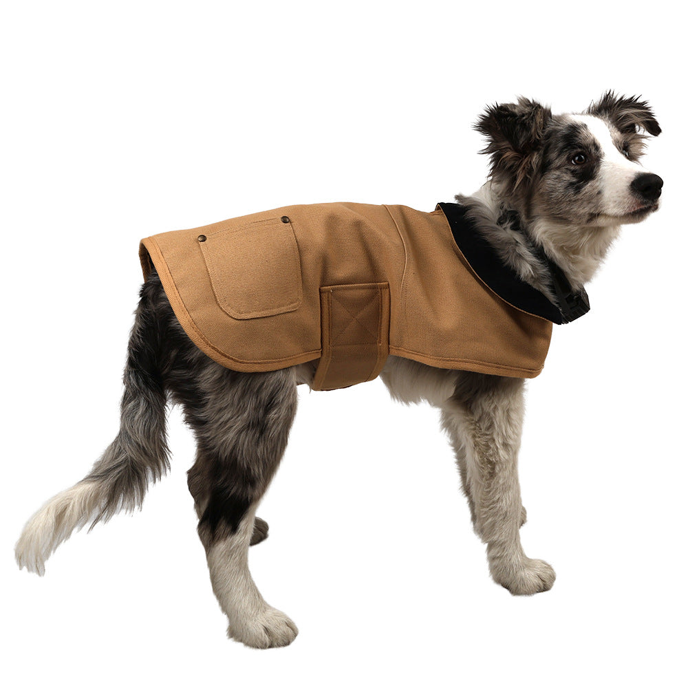 Le manteau de chien de même style est durable et résistant au froid