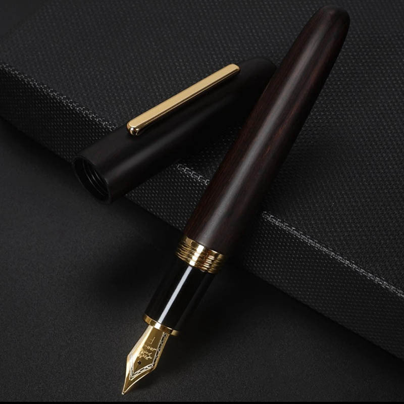Capuchon rotatif en bois d'un stylo hommes et femmes d'affaires Calligraphie pratique