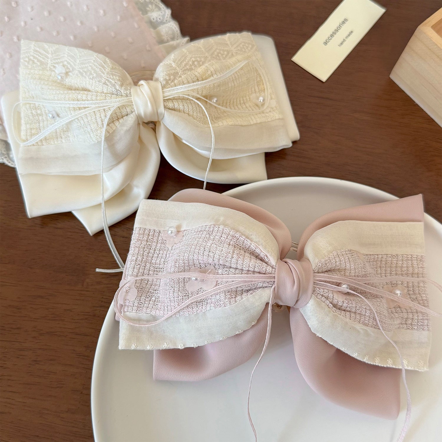 Tissu de dentelle douce Bow Poneytail Clip