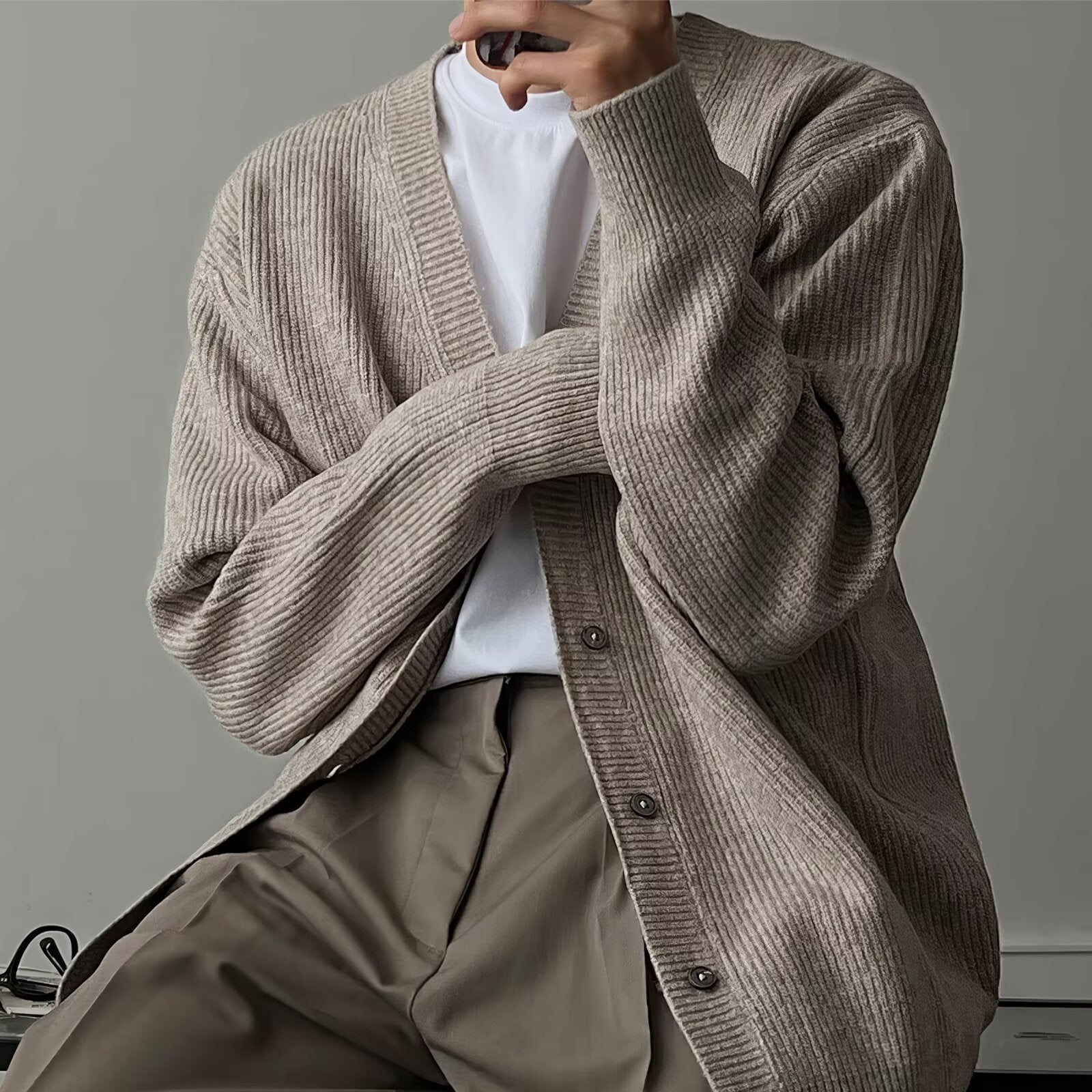 Pull à col V polyvalent pour hommes