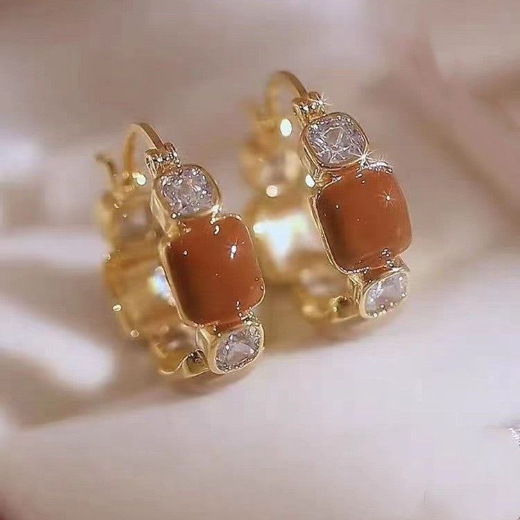 Fashion Drop Glaze Strass Round Boucles d'oreilles Filles Niche Design Boucles d'oreilles Sens avancé