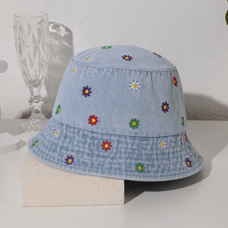 Chapeau de bateau de style rétro polyvalent de la petite fleur des femmes d'été est adapté pour Outdo