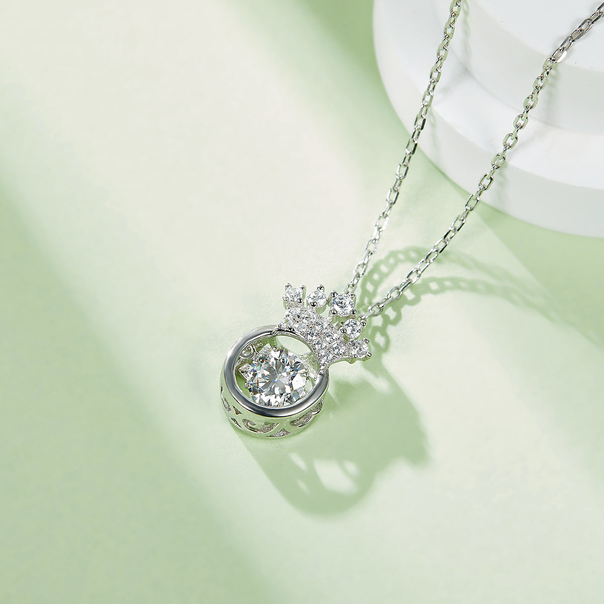 S925 Argent Sterling 0.5ct D Couleur VVS1 Collier de la Couronne de Moissanite 45cm plaqué platine GRA